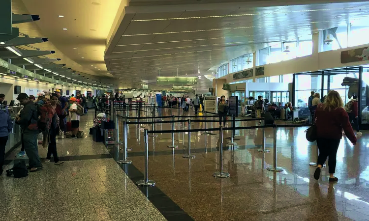 Международный аэропорт Теда Стивенса Анкориджа