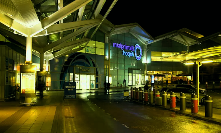 Международный аэропорт Бирмингем-Шаттлсворт