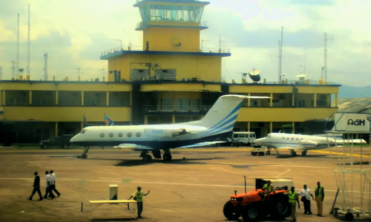 مطار ندجيلي الدولي