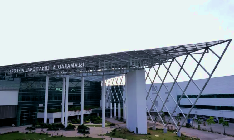 Διεθνές Αεροδρόμιο Μπεναζίρ Μπούτο