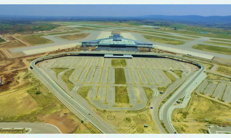 مطار بينظير بوتو الدولي