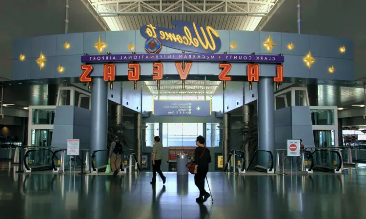 Международный аэропорт Маккаран