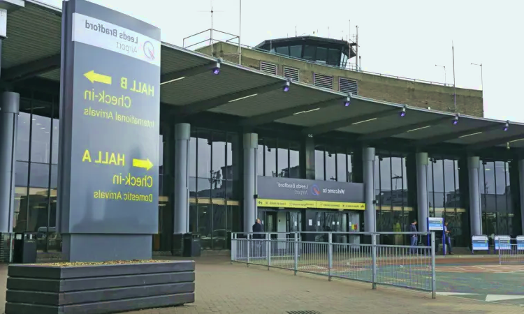 Прямые рейсы из Международный аэропорт Лидс-Брэдфорд (LBA) – AviaScanner