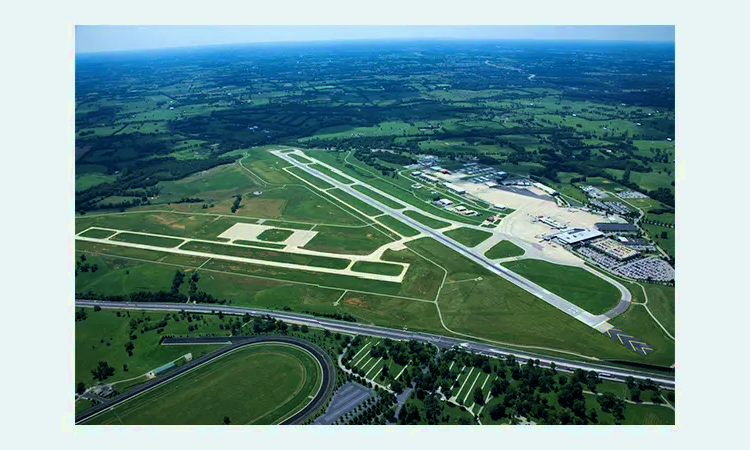 Aeropuerto de hierba azul