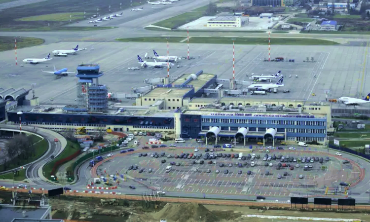 Международный аэропорт Анри Коанда