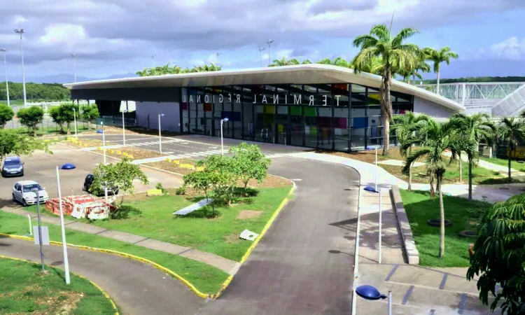 Международный аэропорт Пуэнт-а-Питр