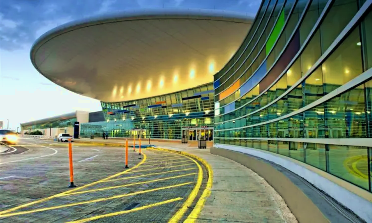 Международный аэропорт Луис Муньос Марин
