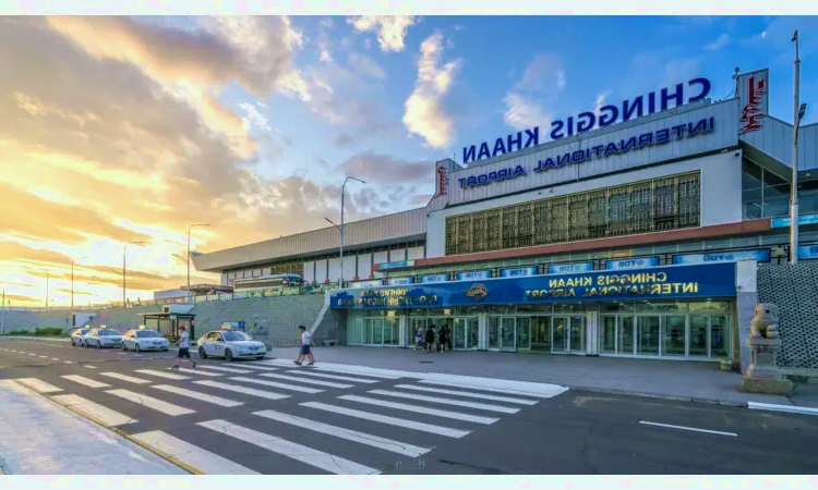 مطار أولانباتار الدولي الجديد